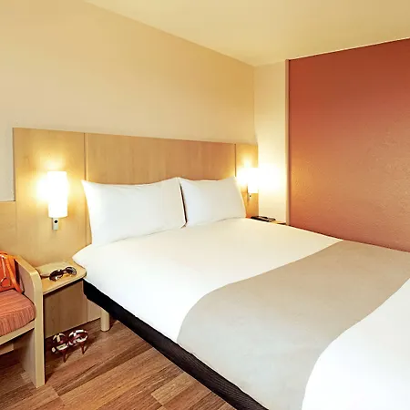 Ibis Airport Ξενοδοχείο 3*