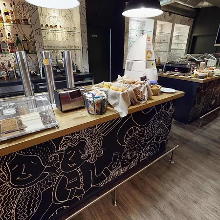 Ibis Airport 3* Kolonia