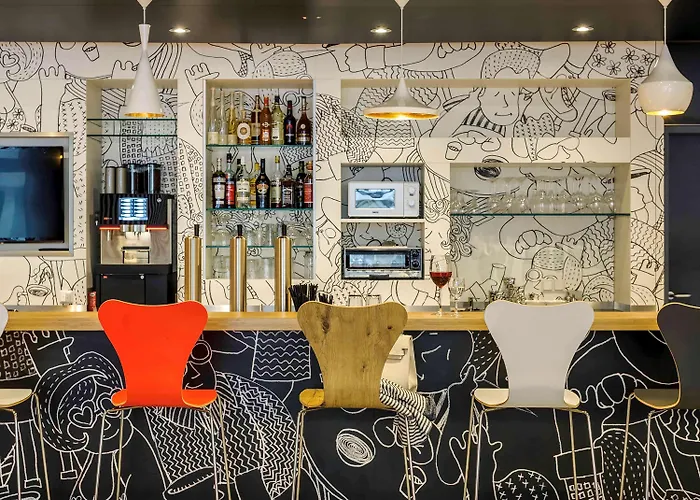 Hotell Ibis Airport 3*