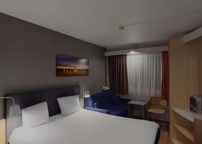 Ibis Airport 3*