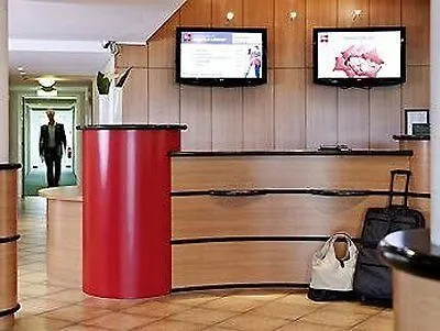 Ibis Airport