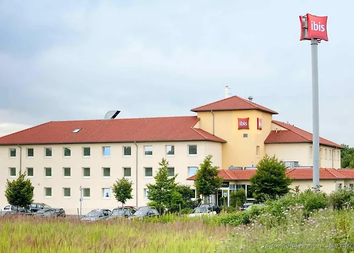 Ibis Airport Kolonia