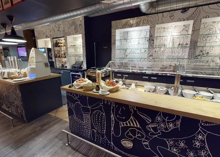 Ibis Airport 3*