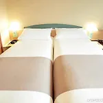 Hotel Ibis Airport