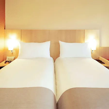 科隆机场宜必思酒店 科隆