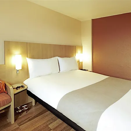 Ibis Airport Szálloda 3*