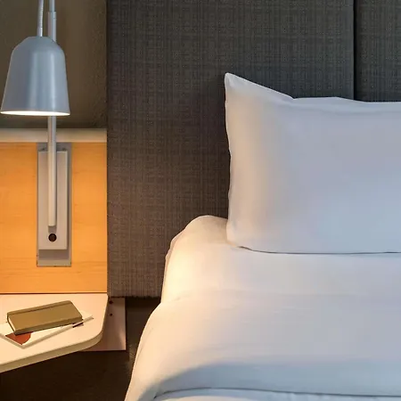 Ibis Airport 3*
