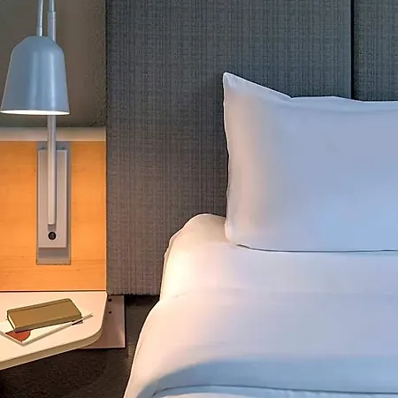 Ibis Airport Hotel Colonia