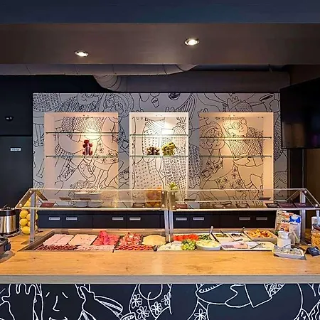 Hotel Ibis Airport Colonia