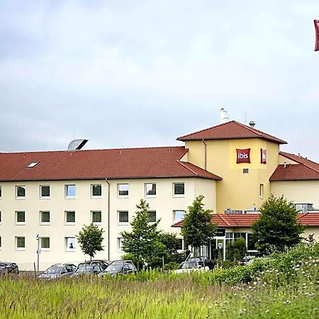 Ibis Airport Hotel 3*