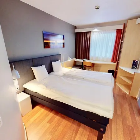 Ibis Airport 3* Köln