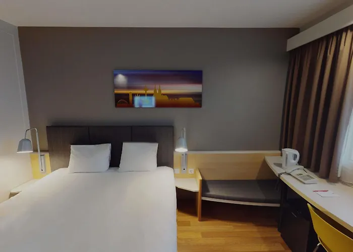 Ibis Airport 3* Köln