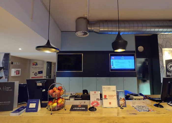 Szálloda Ibis Airport Köln