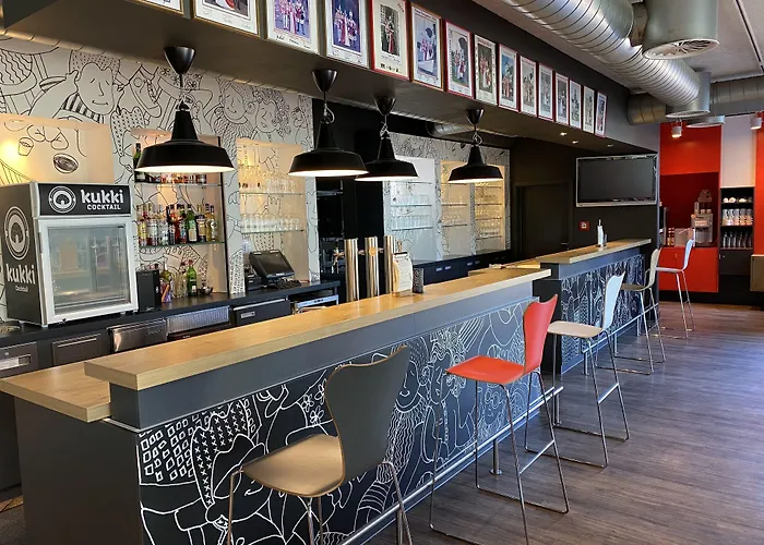 Ibis Airport מלון קלן