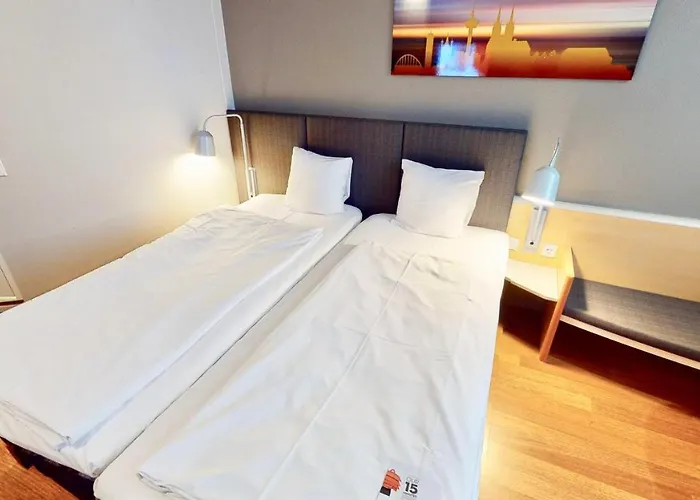 Hotel Ibis Airport Colonia