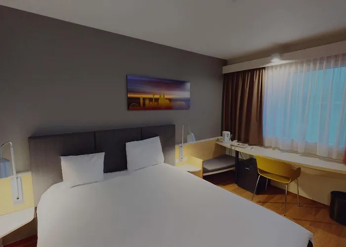 イビス エアポート ホテル 3*